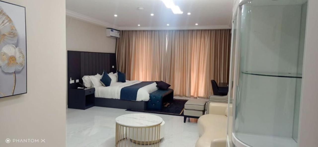 Lifestyle Luxury Hotel And Residence Elwa ภายนอก รูปภาพ