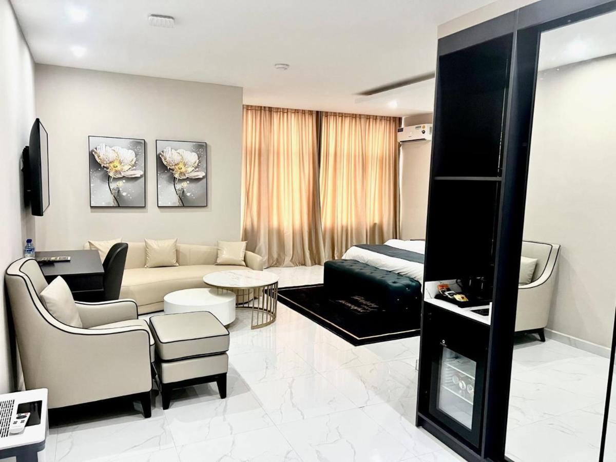 Lifestyle Luxury Hotel And Residence Elwa ภายนอก รูปภาพ