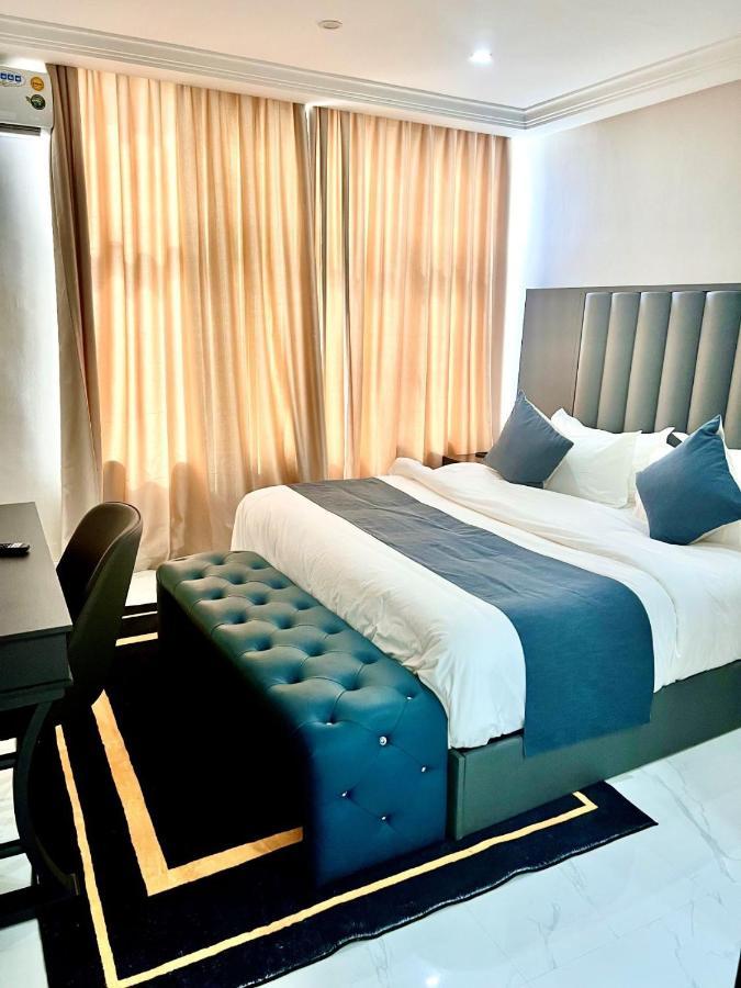 Lifestyle Luxury Hotel And Residence Elwa ภายนอก รูปภาพ