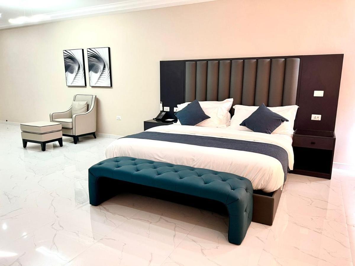 Lifestyle Luxury Hotel And Residence Elwa ภายนอก รูปภาพ